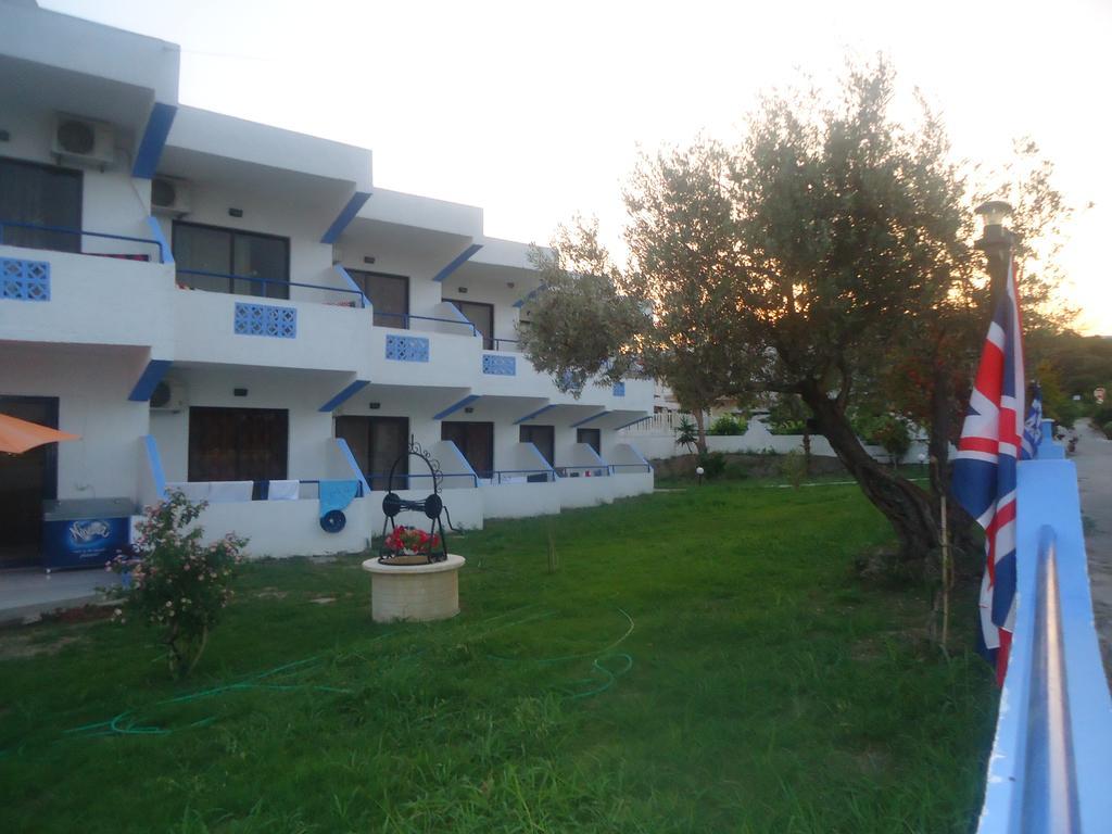 Eleni'S Apartments Afantou Bilik gambar